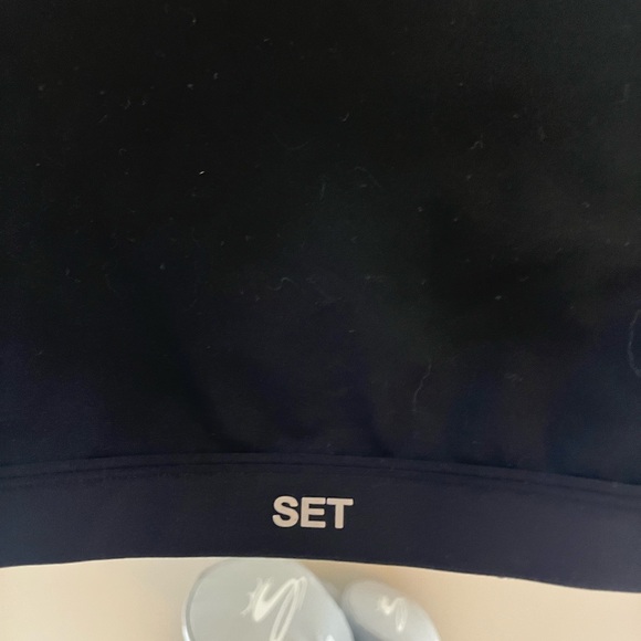 SET Active Top - Picture 2 of 6